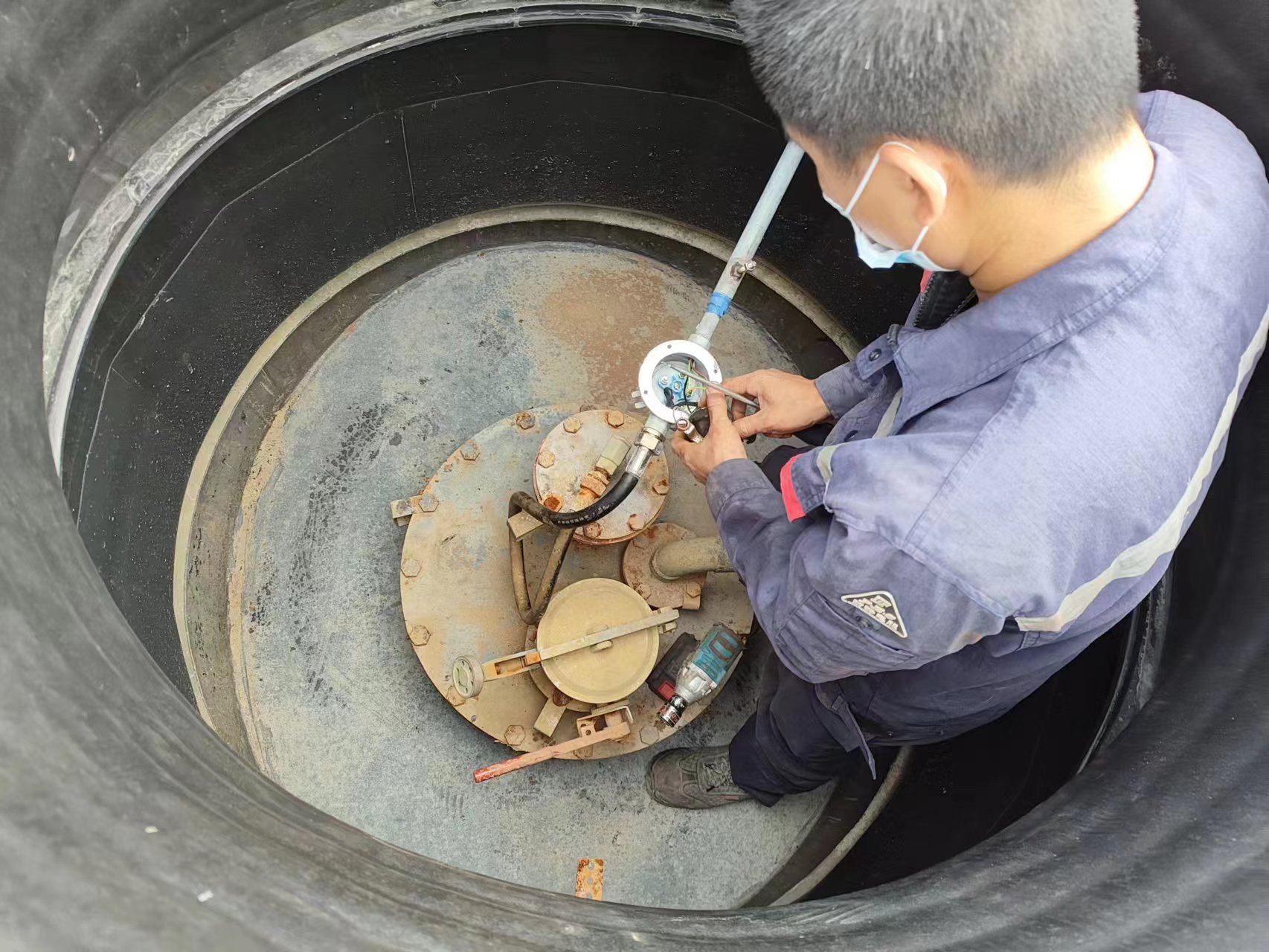 油罐清洗维护(图2)