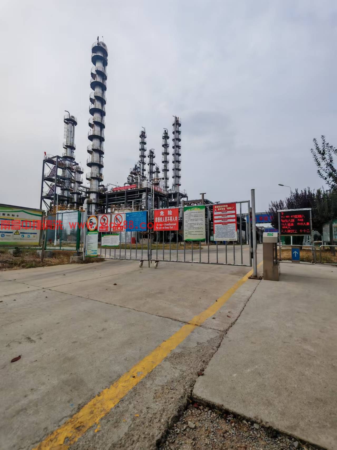 山东泰安油渣罐清理(图5)